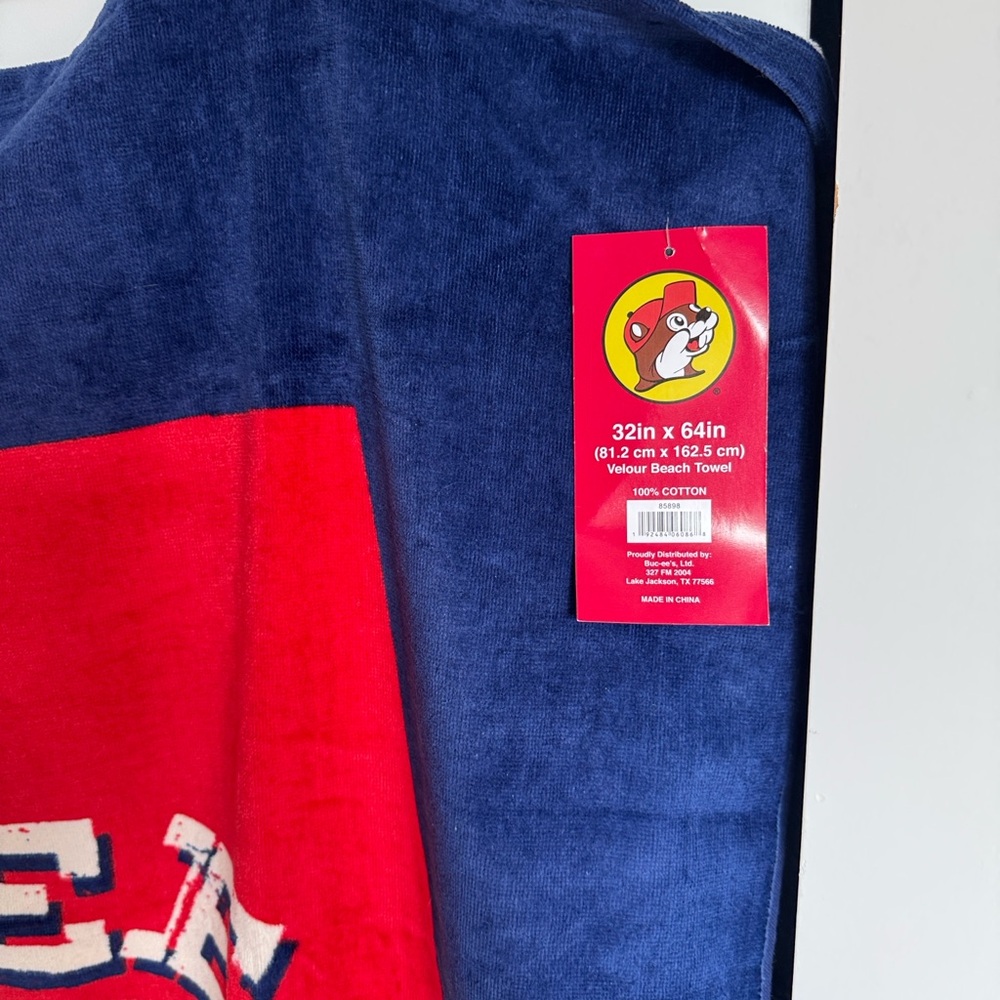 NWT Buc-ee's Alabama Beach Towel - Red, Navy, Yellow - Picture 2 of 5